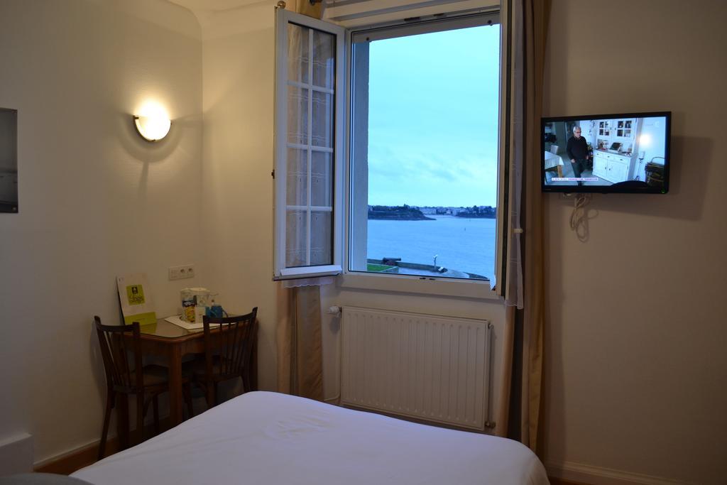 Hotel La Porte Saint Pierre-Logis Hotel Intra Muros Екстер'єр фото